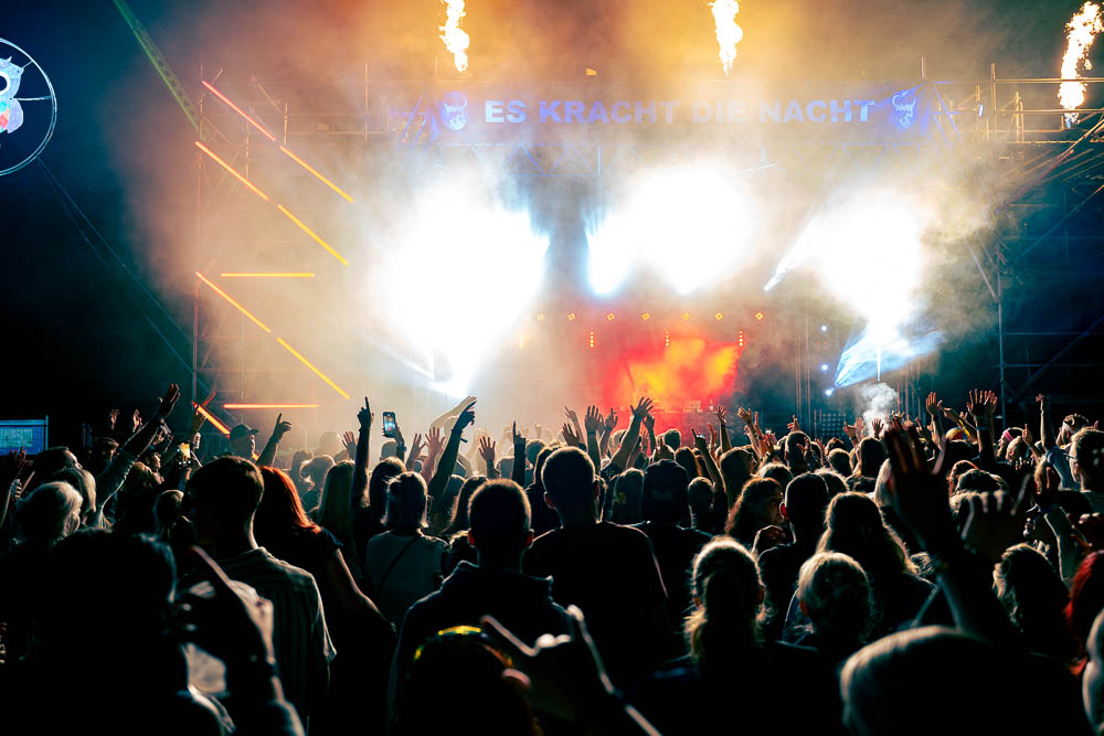 Es Kracht die Nacht, Schlabendorf, Ruuuderboyz